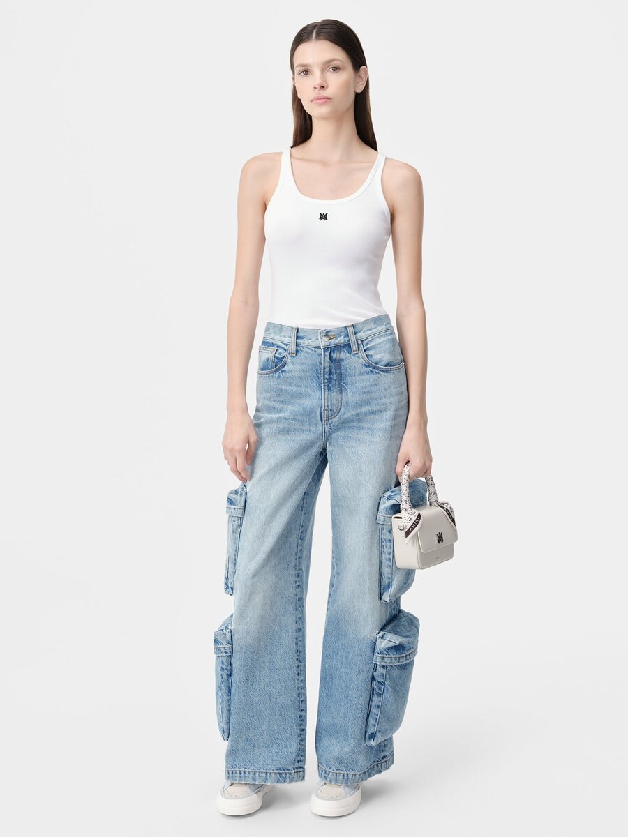 DAMEN-TANKTOP MIT „MA“-STICKEREI UND RIPPENSTRICK