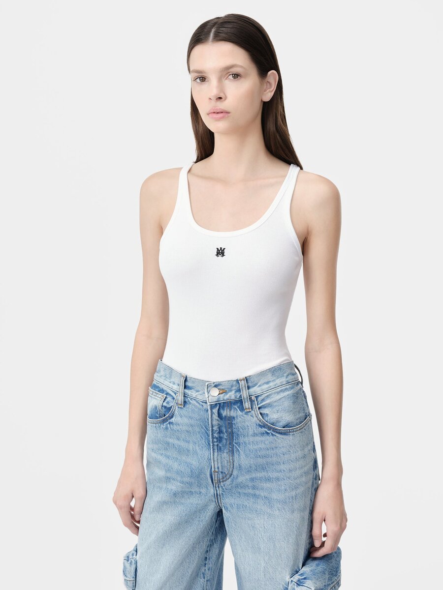 DAMEN-TANKTOP MIT „MA“-STICKEREI UND RIPPENSTRICK