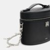 Kettenarmband für Damen mit MA-Anhänger