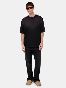 OVERSIZE-T-SHIRT MIT BANDANA-APPLIKATION