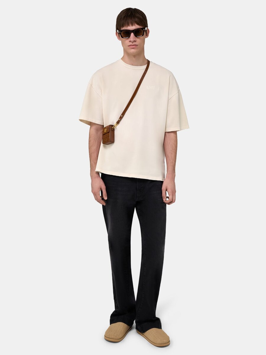 OVERSIZE-T-SHIRT MIT BANDANA-APPLIKATION