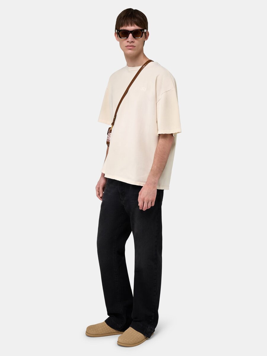 OVERSIZE-T-SHIRT MIT BANDANA-APPLIKATION