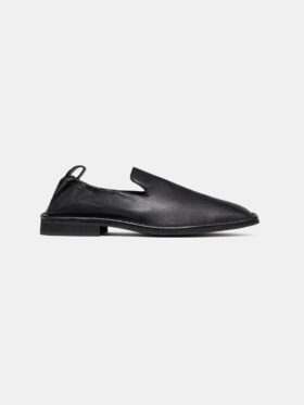SLIP-ON-LOAFER