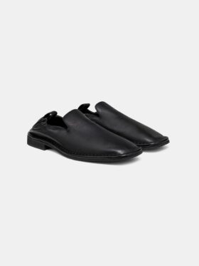 SLIP-ON-LOAFER